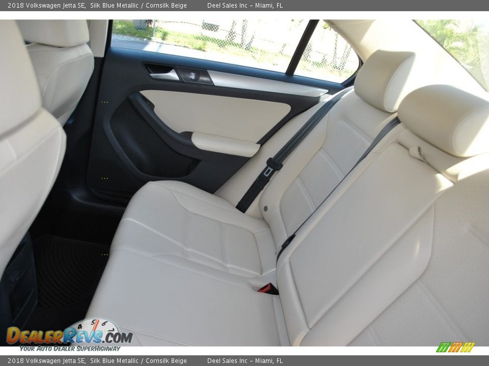 2018 Volkswagen Jetta SE Silk Blue Metallic / Cornsilk Beige Photo #11
