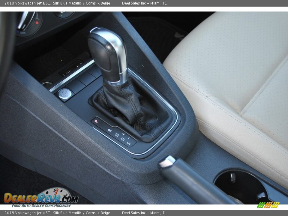 2018 Volkswagen Jetta SE Silk Blue Metallic / Cornsilk Beige Photo #14