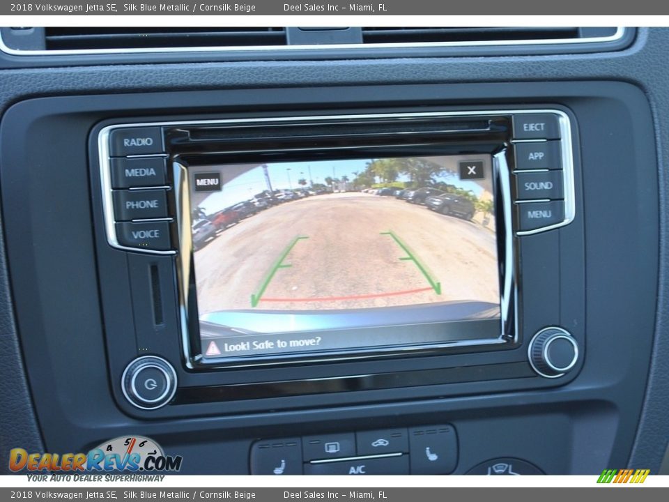 2018 Volkswagen Jetta SE Silk Blue Metallic / Cornsilk Beige Photo #15