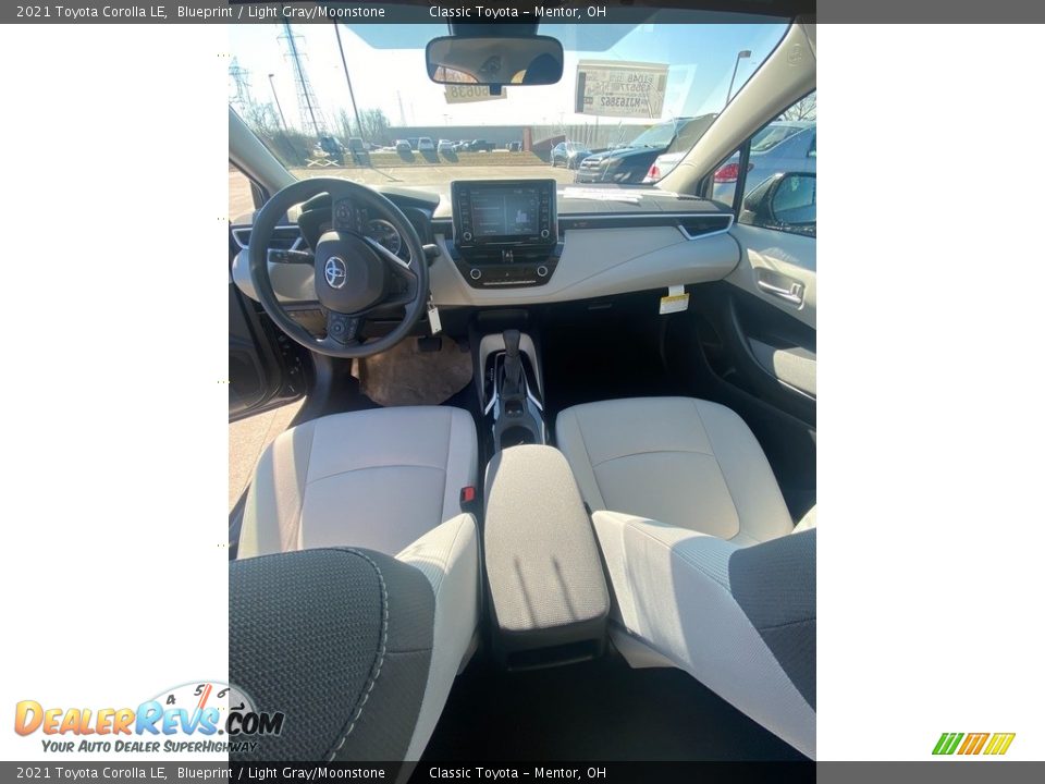 2021 Toyota Corolla LE Blueprint / Light Gray/Moonstone Photo #4