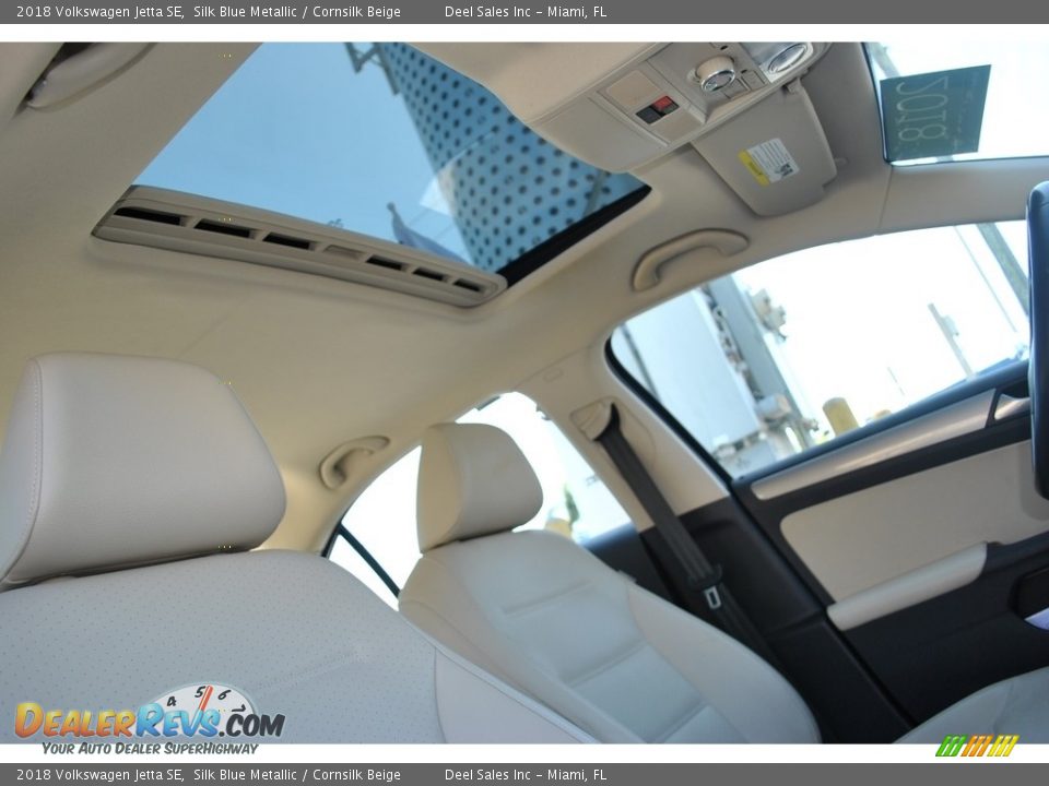 2018 Volkswagen Jetta SE Silk Blue Metallic / Cornsilk Beige Photo #17