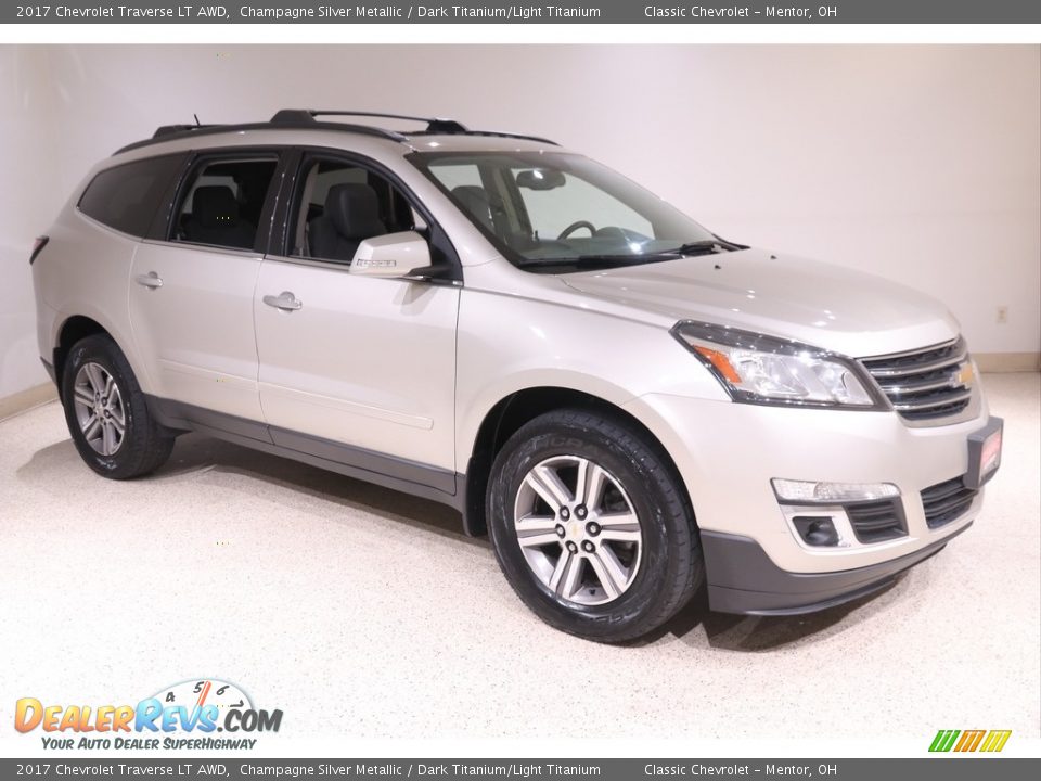 2017 Chevrolet Traverse LT AWD Champagne Silver Metallic / Dark Titanium/Light Titanium Photo #1