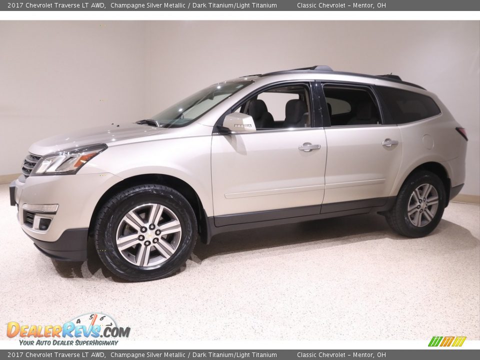 2017 Chevrolet Traverse LT AWD Champagne Silver Metallic / Dark Titanium/Light Titanium Photo #3