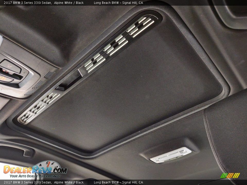 2017 BMW 3 Series 330i Sedan Alpine White / Black Photo #31
