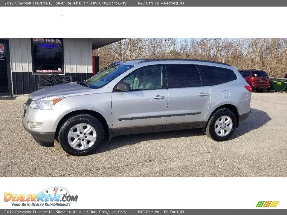 2012 Chevrolet Traverse LS Silver Ice Metallic / Dark Gray/Light Gray Photo #2