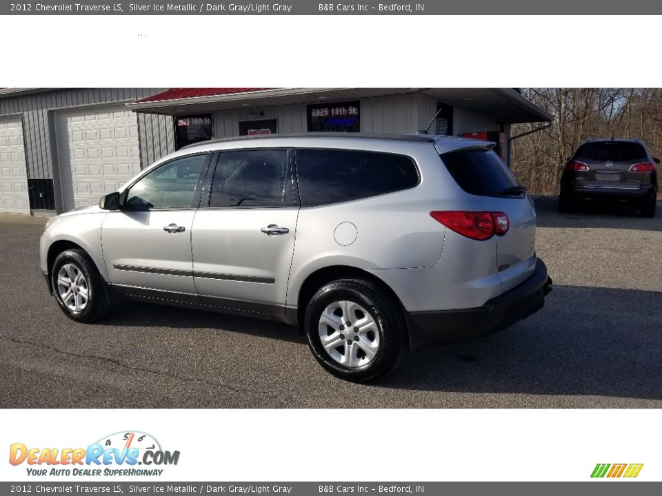 2012 Chevrolet Traverse LS Silver Ice Metallic / Dark Gray/Light Gray Photo #3