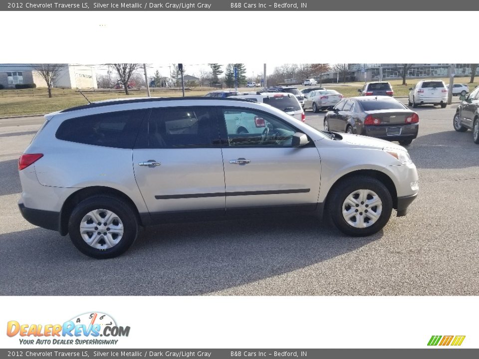 2012 Chevrolet Traverse LS Silver Ice Metallic / Dark Gray/Light Gray Photo #6