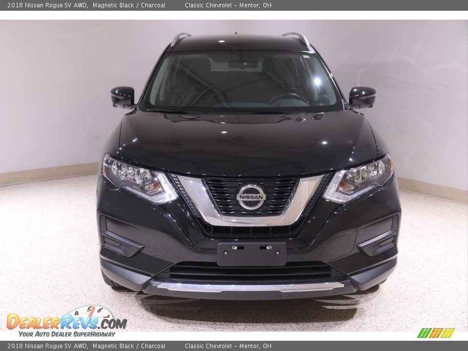 2018 Nissan Rogue SV AWD Magnetic Black / Charcoal Photo #2