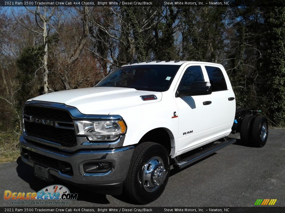 2021 Ram 3500 Tradesman Crew Cab 4x4 Chassis Bright White / Diesel Gray/Black Photo #2