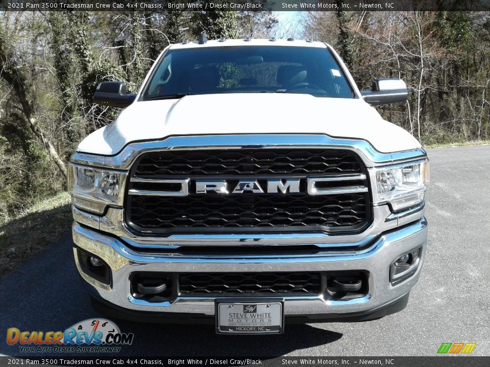 2021 Ram 3500 Tradesman Crew Cab 4x4 Chassis Bright White / Diesel Gray/Black Photo #3