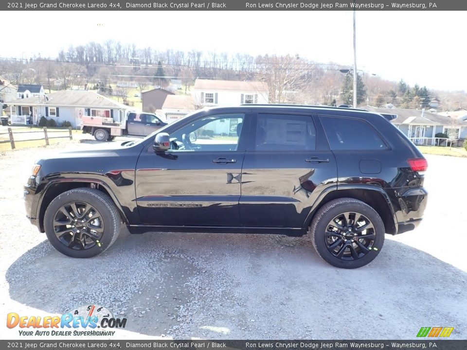 2021 Jeep Grand Cherokee Laredo 4x4 Diamond Black Crystal Pearl / Black Photo #3