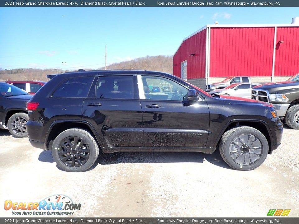 2021 Jeep Grand Cherokee Laredo 4x4 Diamond Black Crystal Pearl / Black Photo #7