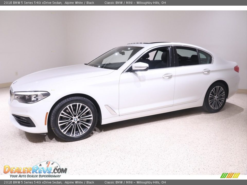 2018 BMW 5 Series 540i xDrive Sedan Alpine White / Black Photo #3