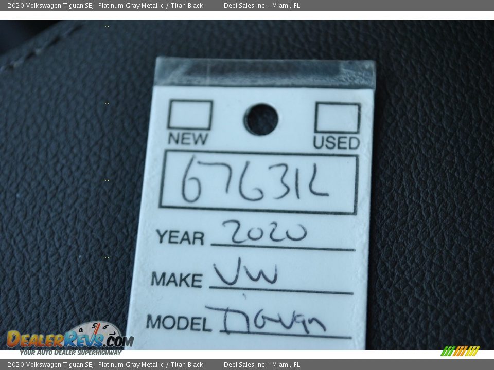 2020 Volkswagen Tiguan SE Platinum Gray Metallic / Titan Black Photo #20
