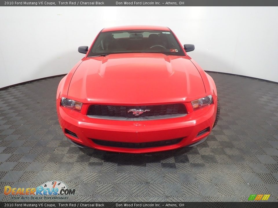 2010 Ford Mustang V6 Coupe Torch Red / Charcoal Black Photo #4