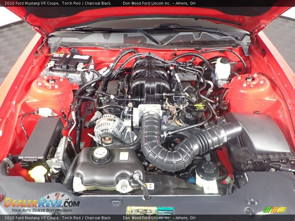 2010 Ford Mustang V6 Coupe Torch Red / Charcoal Black Photo #7