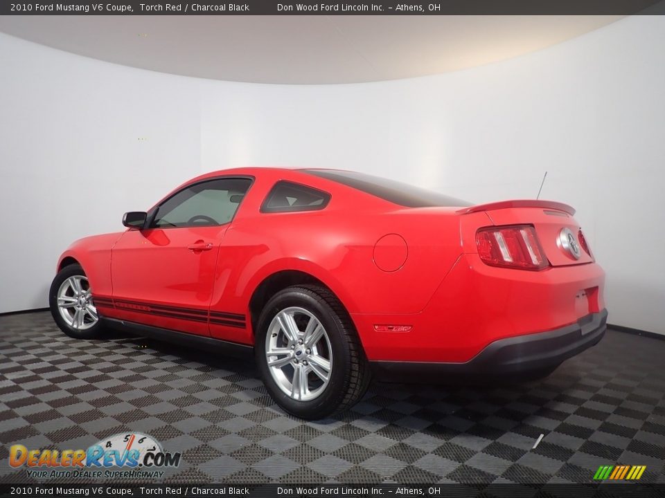 2010 Ford Mustang V6 Coupe Torch Red / Charcoal Black Photo #11