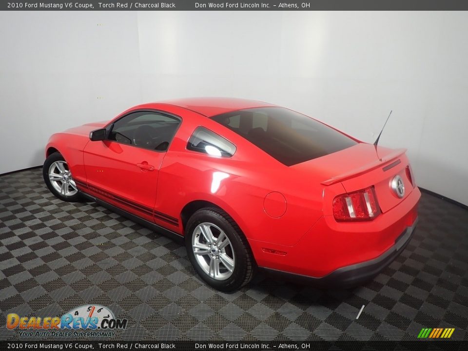 2010 Ford Mustang V6 Coupe Torch Red / Charcoal Black Photo #12