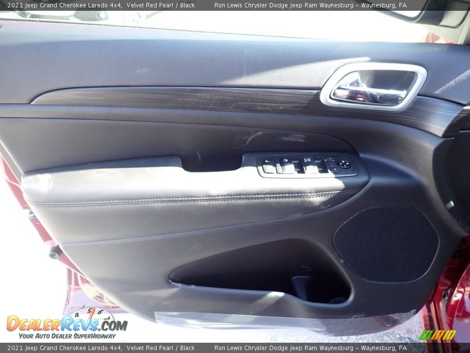 2021 Jeep Grand Cherokee Laredo 4x4 Velvet Red Pearl / Black Photo #13
