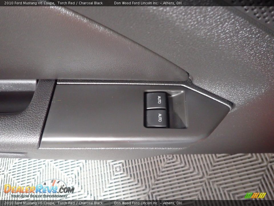 2010 Ford Mustang V6 Coupe Torch Red / Charcoal Black Photo #21