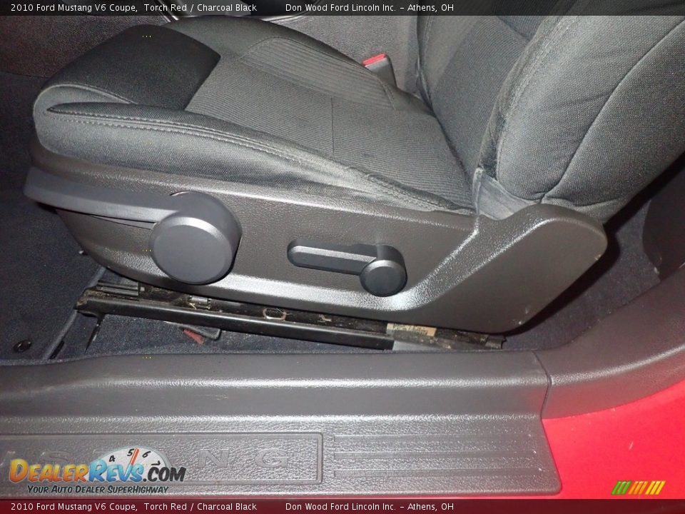 2010 Ford Mustang V6 Coupe Torch Red / Charcoal Black Photo #23