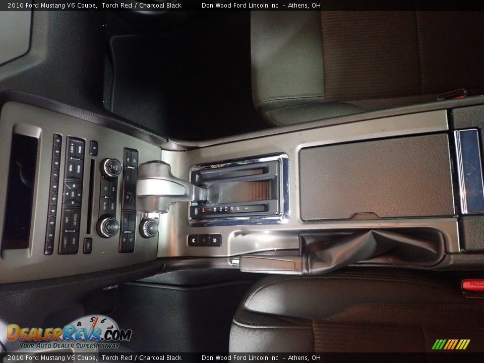 2010 Ford Mustang V6 Coupe Torch Red / Charcoal Black Photo #32