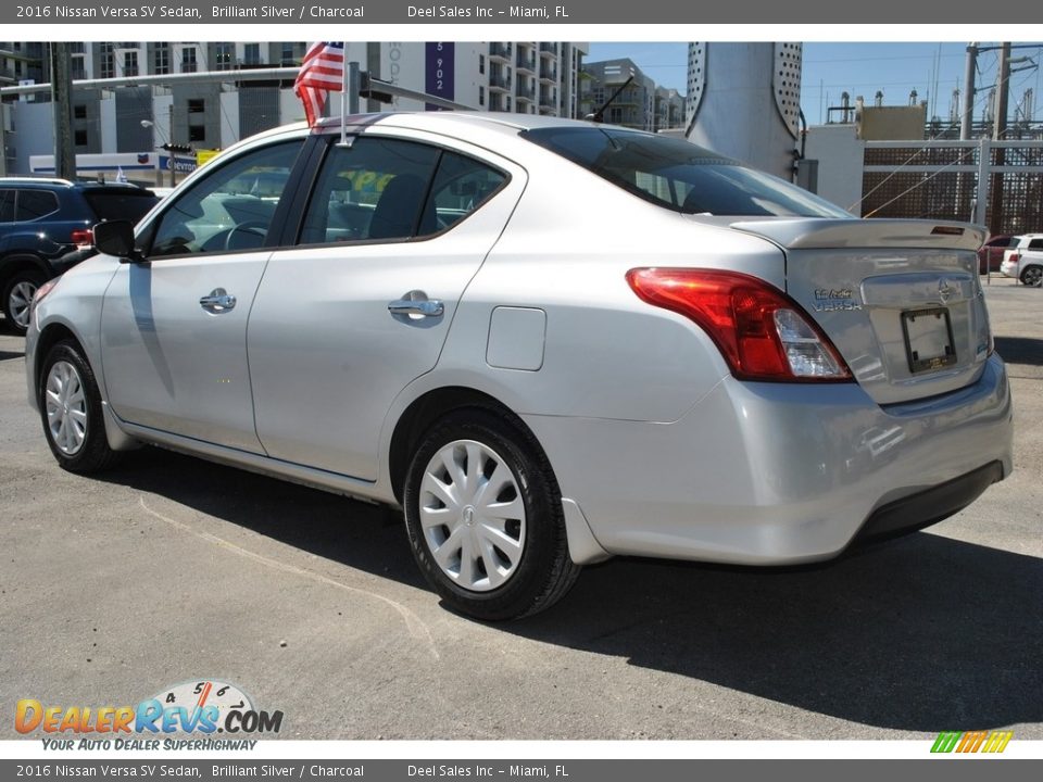 2016 Nissan Versa SV Sedan Brilliant Silver / Charcoal Photo #7