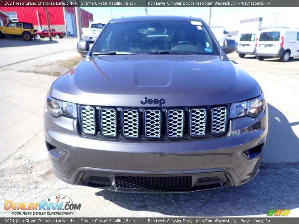 2021 Jeep Grand Cherokee Laredo 4x4 Granite Crystal Metallic / Black Photo #9