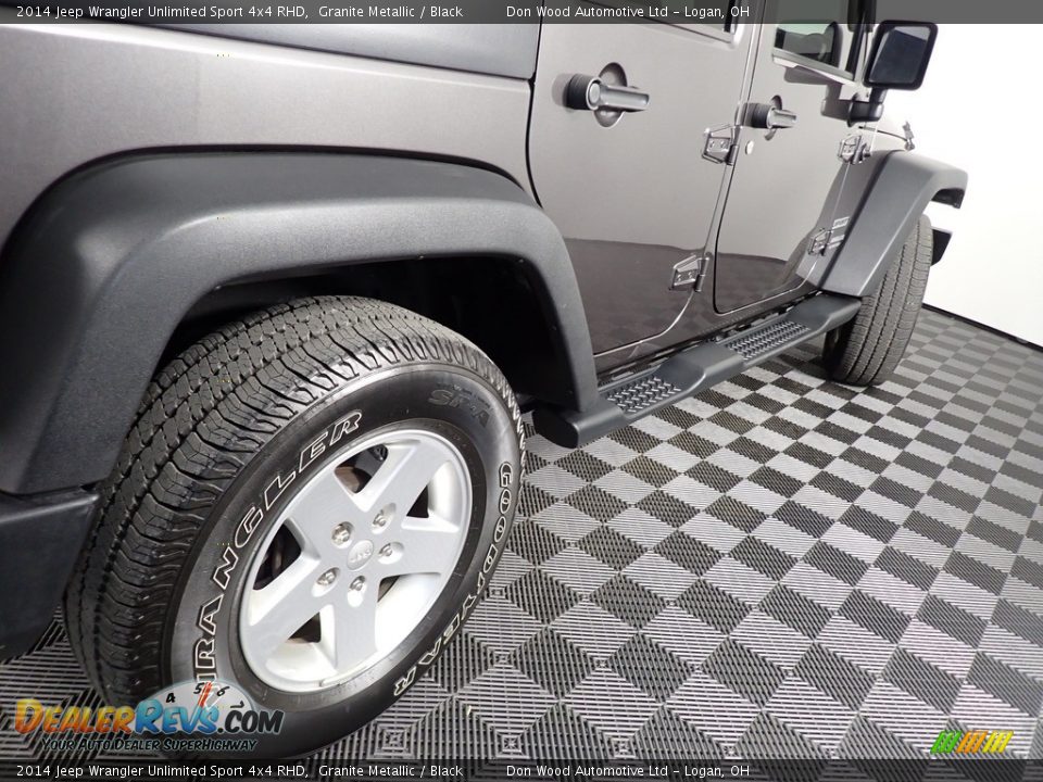 2014 Jeep Wrangler Unlimited Sport 4x4 RHD Granite Metallic / Black Photo #16