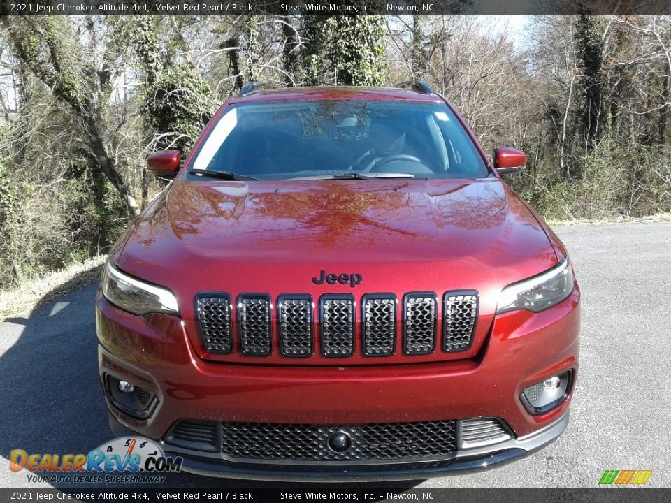 2021 Jeep Cherokee Altitude 4x4 Velvet Red Pearl / Black Photo #3