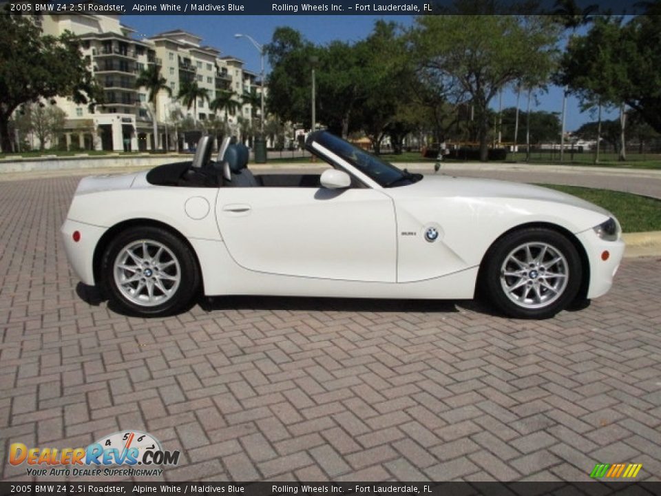 2005 BMW Z4 2.5i Roadster Alpine White / Maldives Blue Photo #11