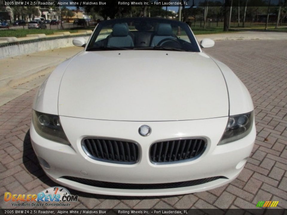 2005 BMW Z4 2.5i Roadster Alpine White / Maldives Blue Photo #29