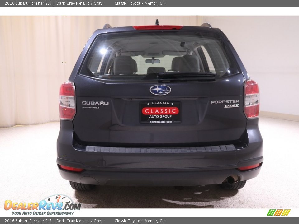 2016 Subaru Forester 2.5i Dark Gray Metallic / Gray Photo #23