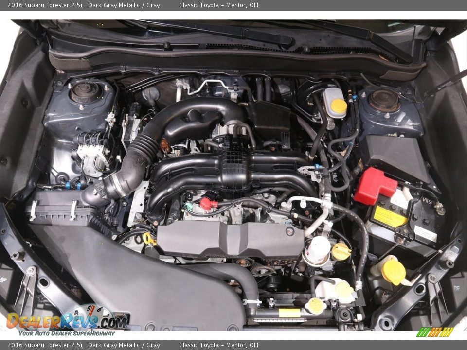 2016 Subaru Forester 2.5i Dark Gray Metallic / Gray Photo #24