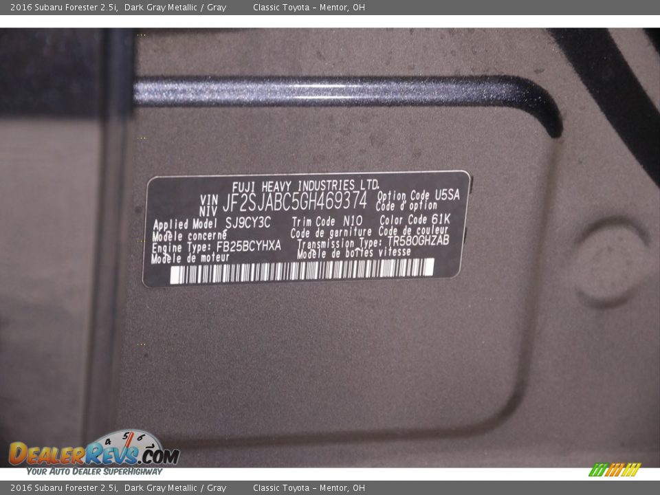 2016 Subaru Forester 2.5i Dark Gray Metallic / Gray Photo #26
