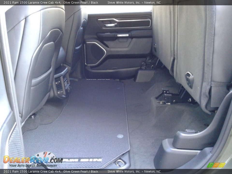 2021 Ram 1500 Laramie Crew Cab 4x4 Olive Green Pearl / Black Photo #15