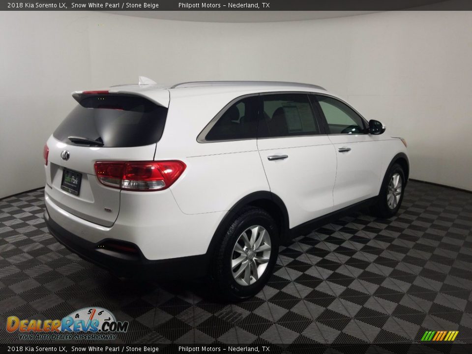 2018 Kia Sorento LX Snow White Pearl / Stone Beige Photo #7