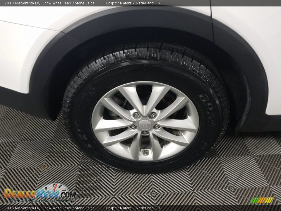 2018 Kia Sorento LX Wheel Photo #11