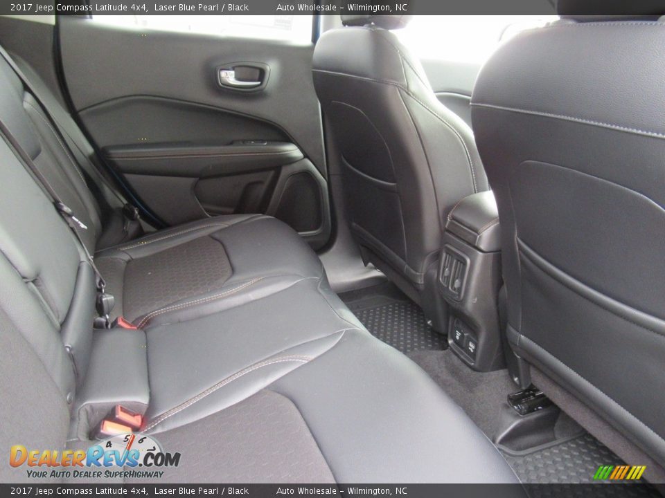 2017 Jeep Compass Latitude 4x4 Laser Blue Pearl / Black Photo #14