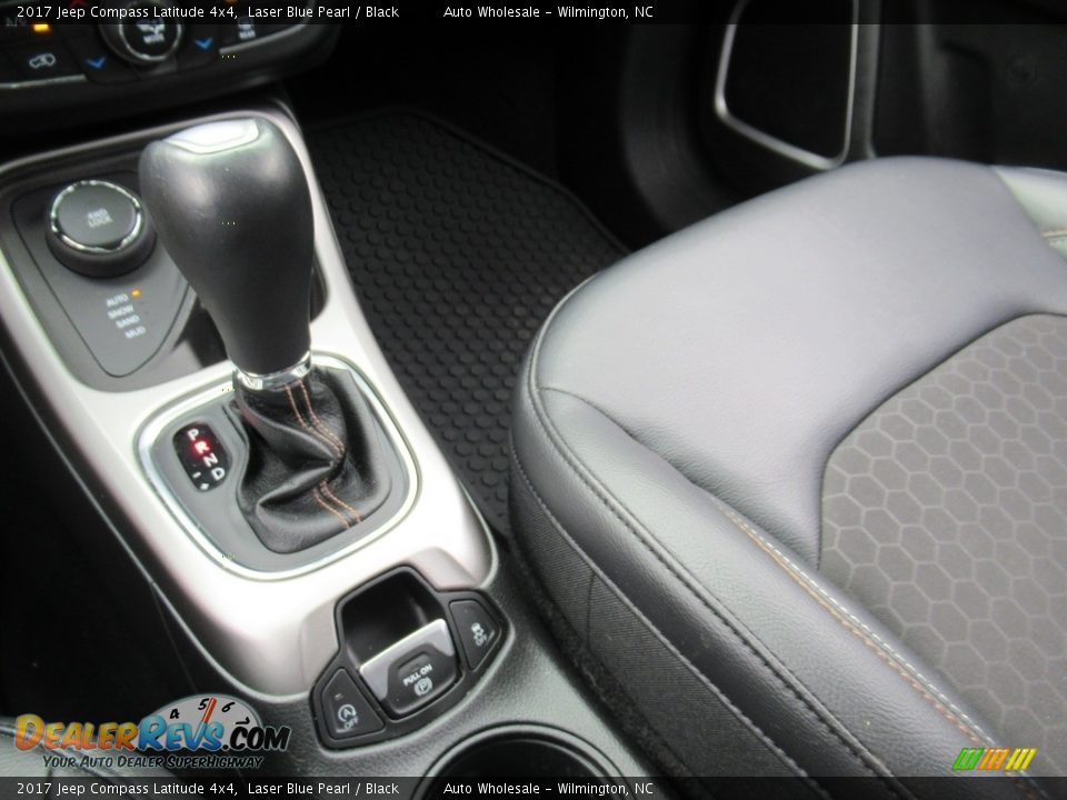 2017 Jeep Compass Latitude 4x4 Laser Blue Pearl / Black Photo #19
