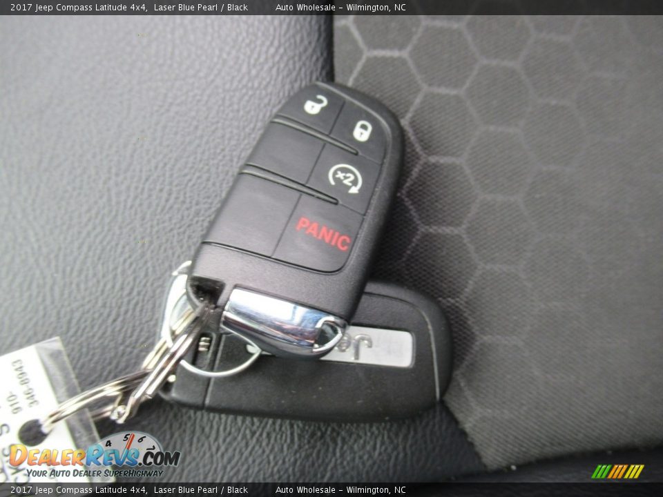 2017 Jeep Compass Latitude 4x4 Laser Blue Pearl / Black Photo #20
