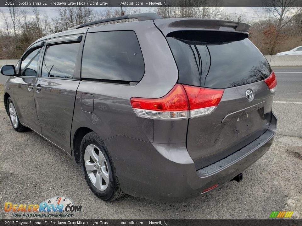 2013 Toyota Sienna LE Predawn Gray Mica / Light Gray Photo #5