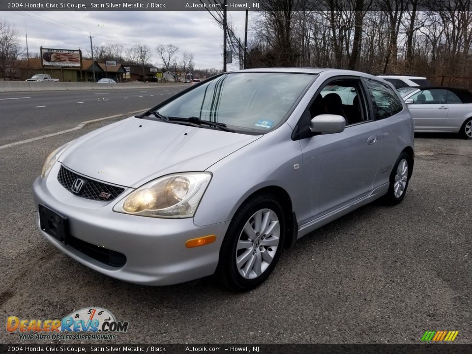 Front 3/4 View of 2004 Honda Civic Si Coupe Photo #8