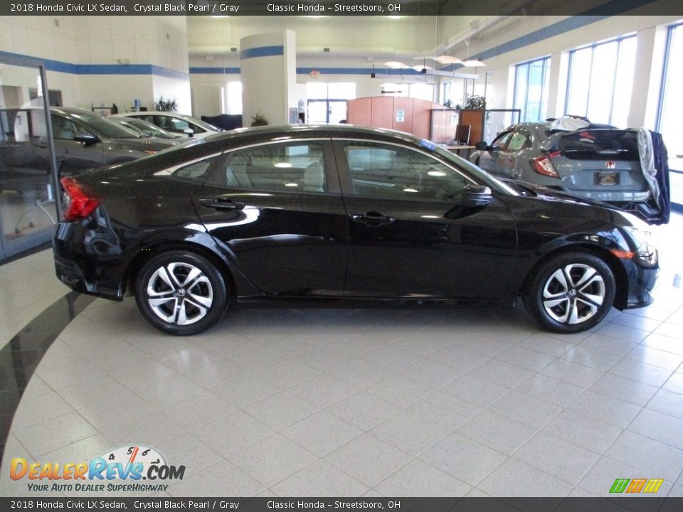 2018 Honda Civic LX Sedan Crystal Black Pearl / Gray Photo #4
