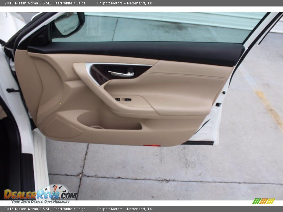 2015 Nissan Altima 2.5 SL Pearl White / Beige Photo #28