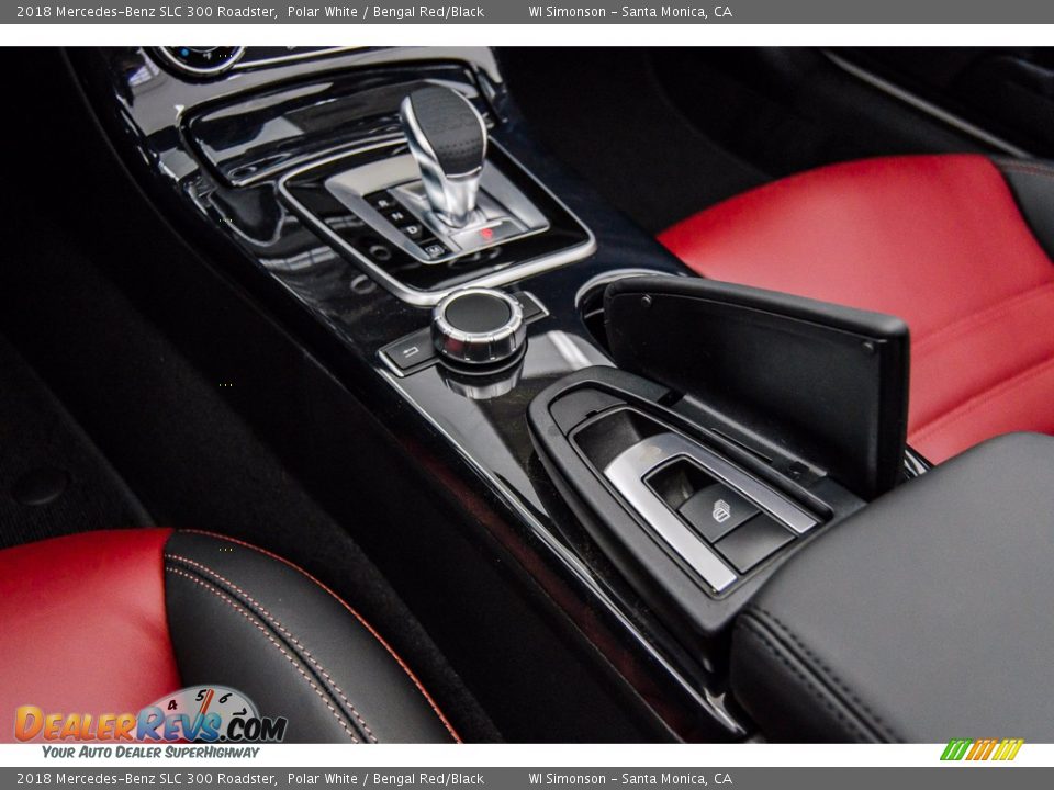 2018 Mercedes-Benz SLC 300 Roadster Shifter Photo #7