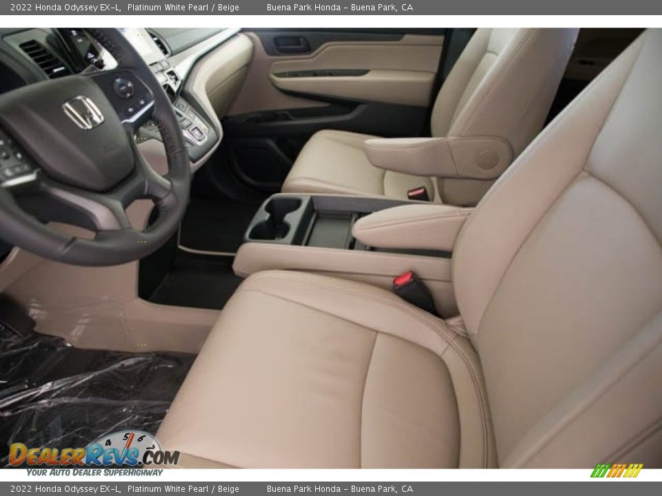 Front Seat of 2022 Honda Odyssey EX-L Photo #13