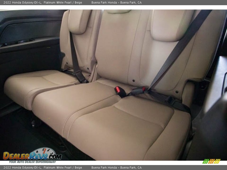 2022 Honda Odyssey EX-L Platinum White Pearl / Beige Photo #25