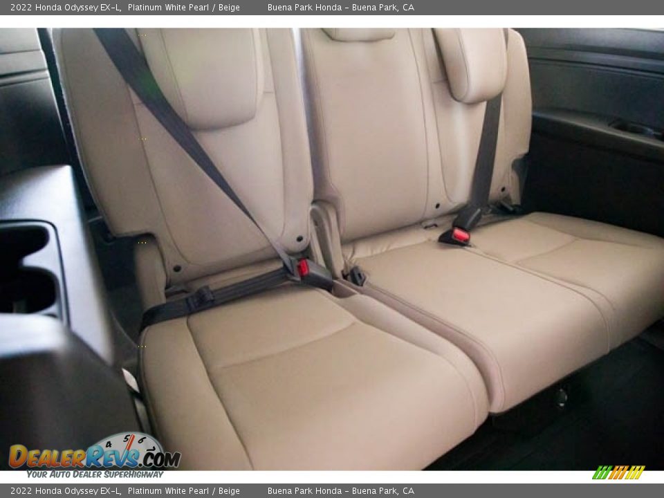 2022 Honda Odyssey EX-L Platinum White Pearl / Beige Photo #27