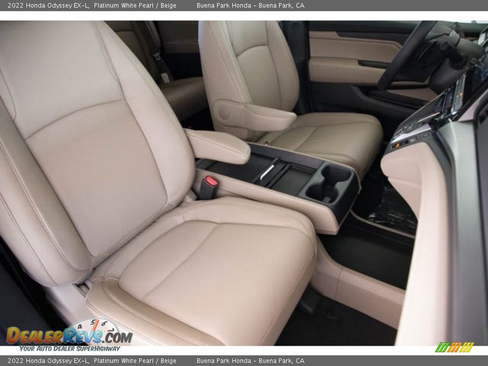 2022 Honda Odyssey EX-L Platinum White Pearl / Beige Photo #31